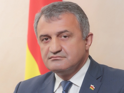 Հարավային Օսիայի նախագահը վարակվել է կորոնավիրուսով