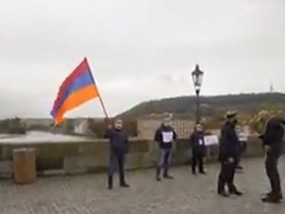 Չեխիայի հայերն ի պաշտպանություն Արցախի ստորագրահավաք են անցկացրել և դիմել Չեխիայի խորհրդարան