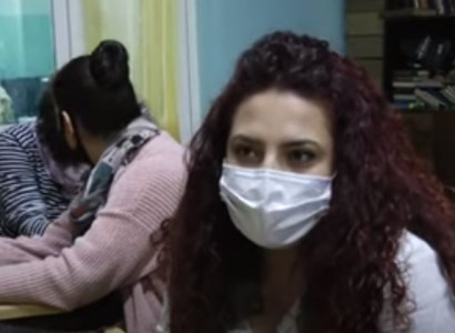 Թիկունքը պահողները. կամավորները քողարկող ցանցեր են պատրաստում առաջնագծի համար