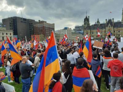 Canada Armenians stage strong protest demanding recognition of Karabakh independence
