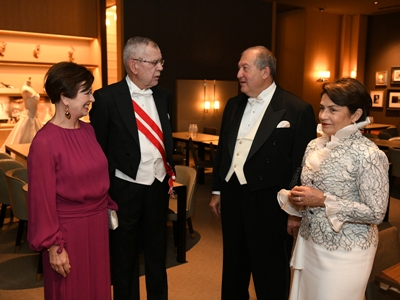 Armenia President congratulates Austrian counterpart on National Day in Austria