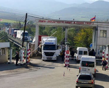 Newspaper: Armenia economy starts to "breathe"