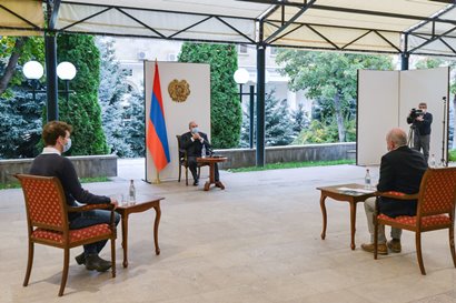Ոչ ոք պատրանք չպետք է ունենա, որ որեւէ հարց կարող է լուծվել ուժի միջոցով. Արմեն Սարգսյանը՝ La Libre Belgique-ին