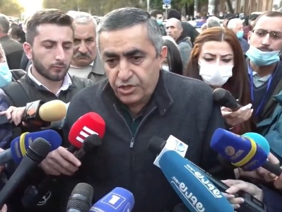 Ես չեմ կարծում, որ Լավրովը հատկապես մեզ նկատի ունի. Արմեն Ռուստամյան