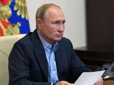 Putin instructs MFA to inform the UN, OSCE, and UNESCO on situation in Karabakh