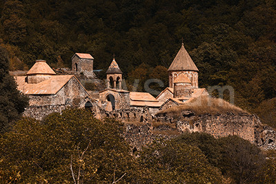 Հեռանալով հայկական Քարվաճառից (ֆոտո)
