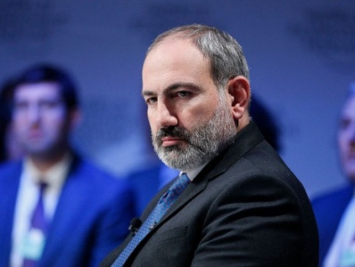 «Վոեննոյե օբոզրենիե». Եթե Փաշինյանը մնա իշխանության, Հայաստանը կշարունակի թուլանալ