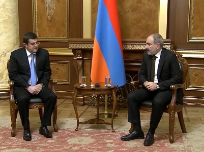 Armenia PM, Artsakh President meet in Yerevan