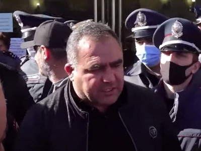 Եթե Դավիթ Տոնոյանը պաշտոնազուրկ է, չի նշանակում՝ ինքը պատասխանատվությունից ազատվում է. անհետ կորած զինծառայողի հարազատ