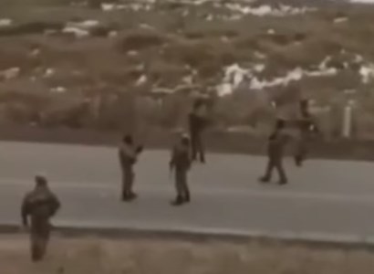 Azerbaijani soldiers shout 'Allah Akbar' at Sotk checkpoint
