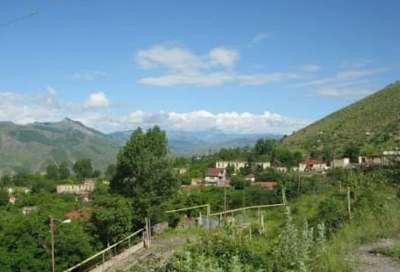 «Դավաճան Նիկոլը իր դավաճան թիմով այսօր հանձնեց Բերձորը. Հանձնեց Մոնթեի, Լեոնիդի, Պետոյի, Թաթուլի պուրակները» (ֆոտո)