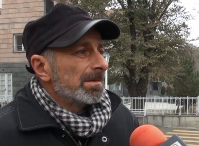 2,5 տարվա ընթացքում քարը քարին չի թողել. Գյումրիում հացադուլավորների թիվն ավելացավ եւս մեկով. Tsayg.am