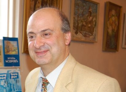 Դավիթ Գյուրջինյանը վարակվել է կորոնավիրուսով. Նա անդրադարձել է ընդունելության քննությունների ցանկին