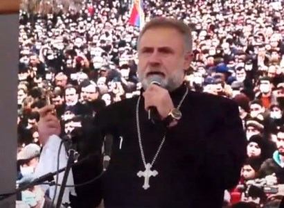Այսօր Դադիվանքի պատերի տակ թուրքն է քայլում. Մենք կգնանք ու կհաղթենք, մեր տարածքները մեզ են սպասում. Դադիվանքի վանահայր