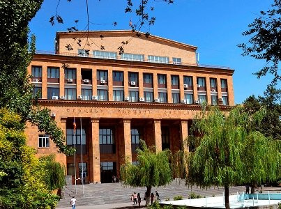 ԵՊՀ ուսանողական խորհուրդն իր մտահոգությունն է հայտնում «Բարձրագույն կրթության եւ գիտության մասին» օրենքի նախագծի մասին