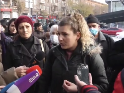 Մարդկանց այնքան անորոշ պատասխան էին տվել, որ իրենց դռներն ու լուսամուտներն էին քանդում. բերձորցի