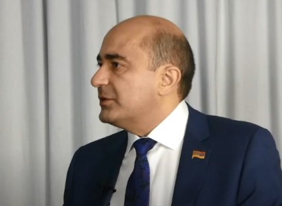 Ով ինչ անում է, որը կնպաստի վարչապետի հրաժարականին, թող անի, ես ողջունում եմ. Էդմոն Մարուքյան