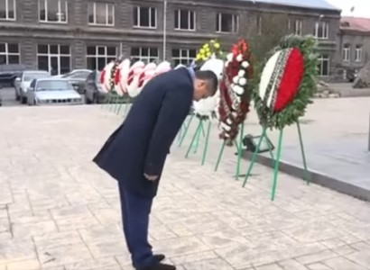 Արթուր Վանեցյանը կուսակից ընկերների ուղեկցությամբ այցելել է Գյումրի