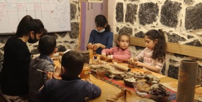 Արցախցի երեխաները կավագործություն, գրականություն և կրկեսային հմտություններ են սովորում Երևանում