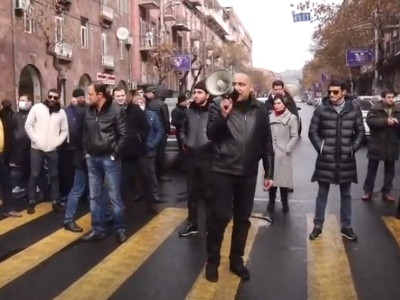 «Հներն Ալիեւի մաման են լացացրել». ցուցարար