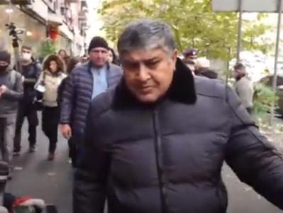 Եթե նավը խորտակվում է, ապա նավապետը բոլորին փրկում է ու ինքն էլ նավի հետ խորտակվում. Երեւանի ավագանու ԲՀԿ անդամ