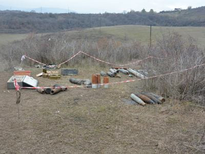 Օրվա ընթացքում Ասկերանի Խնածախ և Այգեստան համայնքների մոտ տարածքներում տեղի կունենա չպայթած զենք-զինամթերքի ոչնչացում