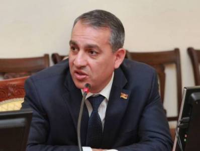 Կաթողիկոսը ժողովուրդ չի, ոչ էլ Արամ Առաջինն է ժողովուրդ․Արմեն Խաչատրյան․Hraparak.am