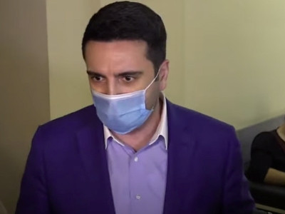 Օրերս ԱԺ նախագահին փորձել են սպանել, համարում եք, որ անհանգստանալու բան չկա՞. Ալեն Սիմոնյանը՝ վարչապետի թիկնազորի մասին