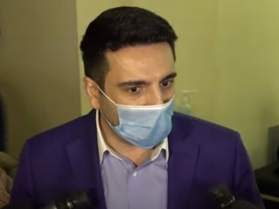 «Գլուխը պատով է տվել». Ալեն Սիմոնյանը՝ «Իմ քայլի» պատգամավորի կողմից լրագրողին սպառնալու մասին