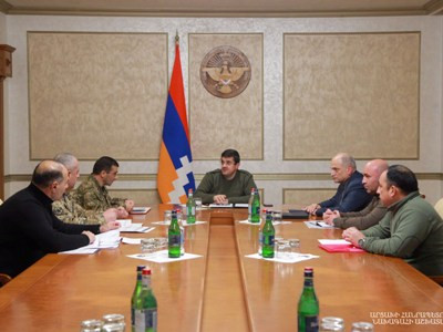 Արայիկ Հարությունյանը խորհրդակցություն է հրավիրել. Քննարկվել է պաշտպանական ոլորտի ենթակառուցվածքների ստեղծման հարցը