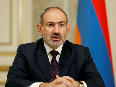 Պատերազմի մեկնարկից ի վեր իմ ընտանիքի որեւէ անդամ Հայաստանից դուրս չի եկել եւ չի պատրաստվում դուրս գալ. Փաշինյան
