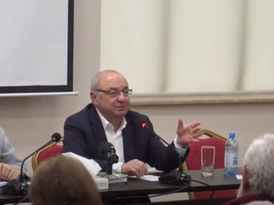 Մենք հիմա դեմարկացիա սկսենք, մի քանի հազար հեկտար կորցնելու ենք. Վազգեն Մանուկյան