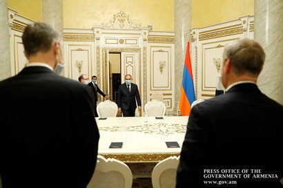 Ինչու Փաշինյանի եւ ԵԱՀԿ Մինսկի խմբի միջնորդների հանդիպմանը Ռուսաստանի համանախագահը չկար