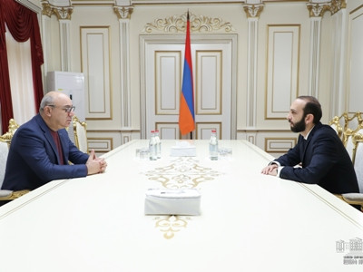 ԱԺ նախագահը հանդիպել է Միավորված աշխատանքային կուսակցության ղեկավարի հետ
