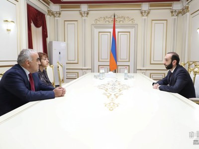 Արարատ Միրզոյանը հանդիպել է «Ժառանգություն» կուսակցության ներկայացուցիչների հետ