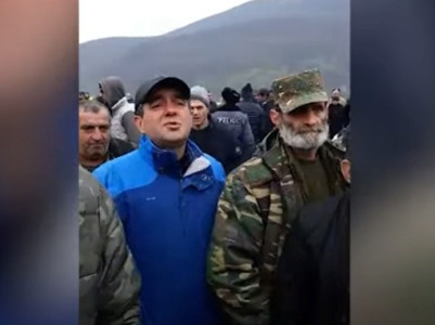 Ուզում ենք երաշխիքներ ունենալ, որ թշնամին չի կրակի․ սյունեցիները փակել են Կապանի օդանավակայանի հարակից ճանապարհը