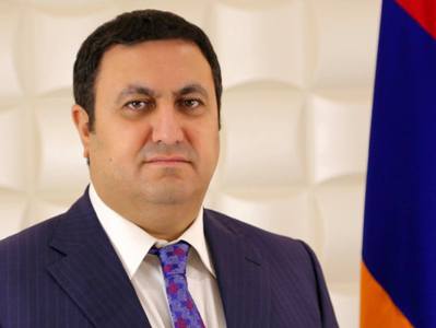 Նշում եմ Հայաստանի Հանրապետության եւ հայ ժողովրդի գոյության համար 5 կետից բաղկացած անհետաձգելի օրակարգ. Արման Վարդանյան