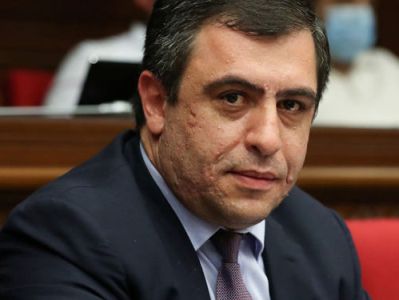 Նռնակի օղակը հանեցին եւ 4-րդ վայրկյանին, որ պետք է պայթի, բերեցին տվեցին այս իշխանությանը. Արամ Խաչատրյան