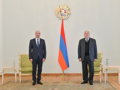 Արմեն Սարգսյանին հավատարմագրերն է հանձնել Հայաստանում Բելառուսի նորանշանակ դեսպանը
