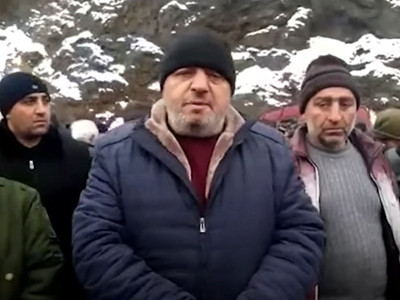 «Սյունեցին ամուր կանգնած է, հիմա զինվում ենք, գնանք դիրքեր». սյունեցիները բացեցին Գորիս-Կապան ճանապարհը