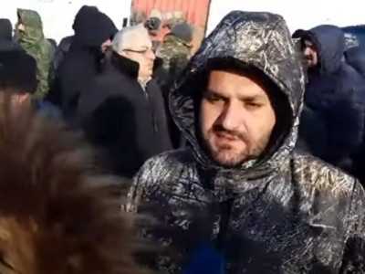 «Կարող է գա, գլխներովս անցնի». Սյունեցիները փակել են Գորիս-Տաթև ճանապարհը՝ արգելելու Փաշինյանի մուտքը