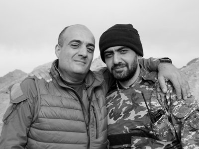 Դու չես կարող Առուշի պես տղերքի աչքերին նայել, դու կարաս միայն նրանց կոշիկները համբուրես. Սաղաթելյան