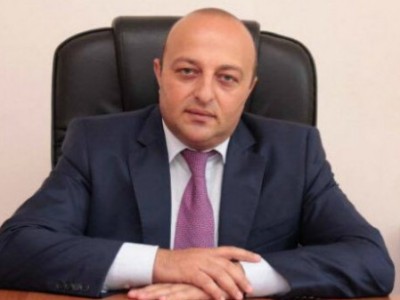 Ի՞նչ դիմավորելու մասին է խոսքը, երբ վարչապետը գալիս է Սիսիան ու քաղաքապետը տեղում չէ Սիսիանի քաղաքապետ. Փաստինֆո