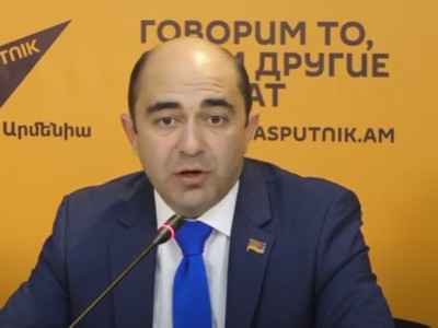 «Լուսավոր Հայաստան». Երկիրը միջազգային ասպարեզում պետք է ներկայացնի նախագահը