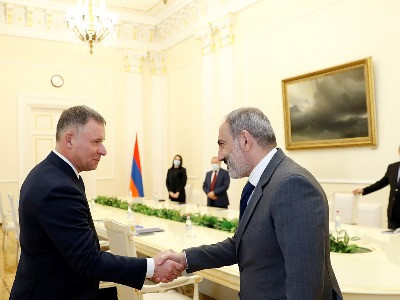 Մենք շահագրգռված ենք ՌԴ-ի հետ համագործակցության հետագա զարգացմամբ․ Փաշինյանն ընդունել է ՌԴ ԱԻ նախարարին