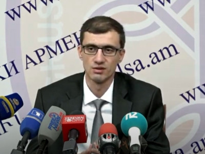 Աշխատանքի եւ սոցիալական հարցերի նախարարը՝ իր նախկին եւ ներկայիս աշխատանքի մասին