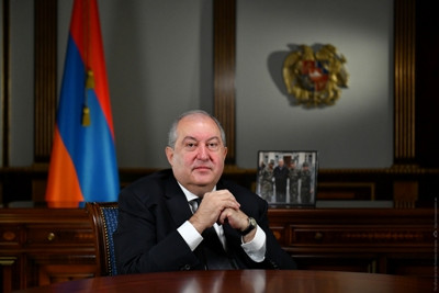 Ես վստահ եմ` հայերը, Հայաստանը դեռ կտոնեն նոր հաղթանակներ. Արմեն Սարգսյանի ուղերձը