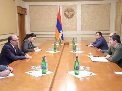 ՀՀ ԱԳ նախարարը եւ Արցախի նախագահը քննակել են նոյեմբերի 9-ի հայտարարության դրույթների կատարման հարցեր