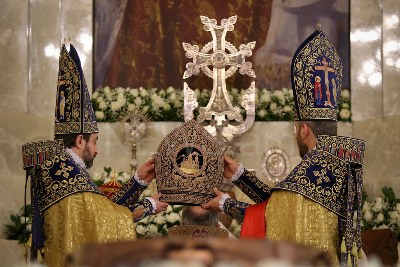 Կաթողիկոսը Սուրբծննդյան պատարագ է մատուցում Սուրբ Գրիգոր Լուսավորիչ մայր եկեղեցում. Փաշինյանը չի մասնակցում