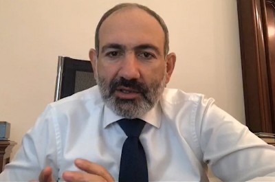 Ձեր մարգարիտները խոզերի առաջ մի՛ գցէք. Նիկոլ Փաշինյանի գրառումը